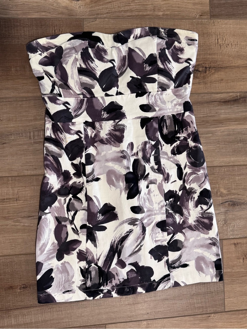 Forever 21 Strapless Floral Brushstroke Dress in Black & Purple